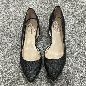 Easy Street Black Heels Elegant Design